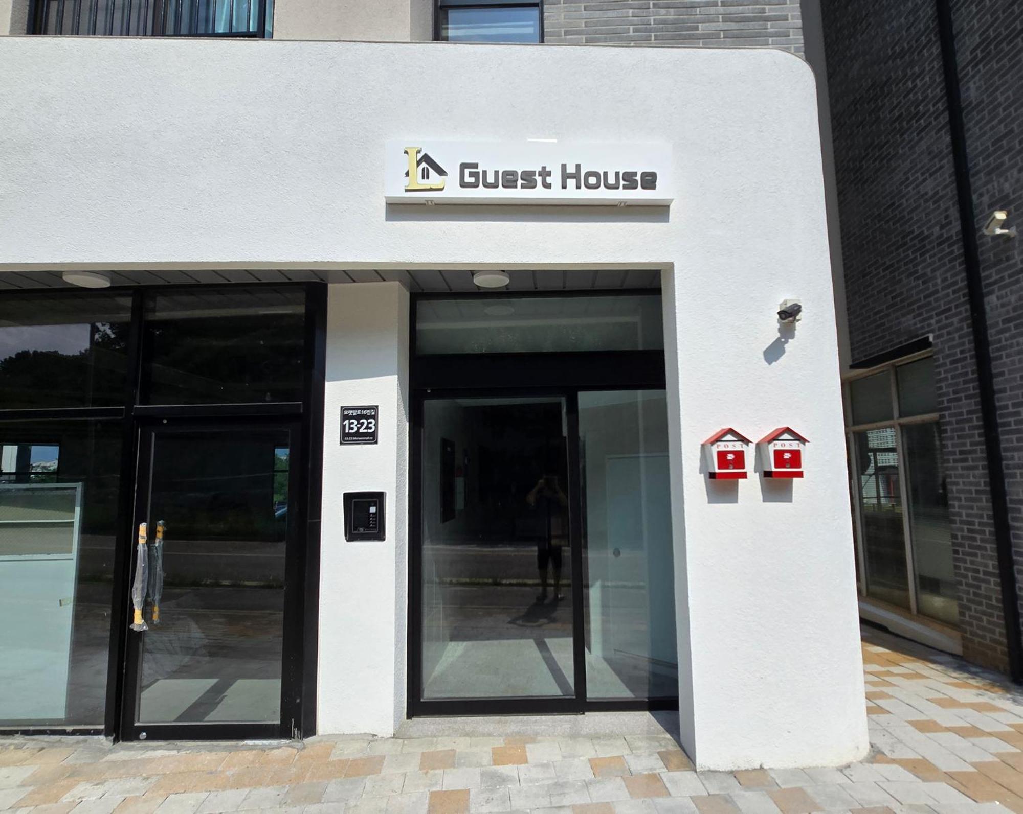 Incheon Airport Guesthouse L Exterior photo